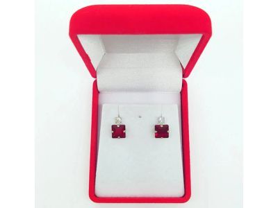 Red Crystal Earrings: The Bold Accessory Every Wardrobe Needs